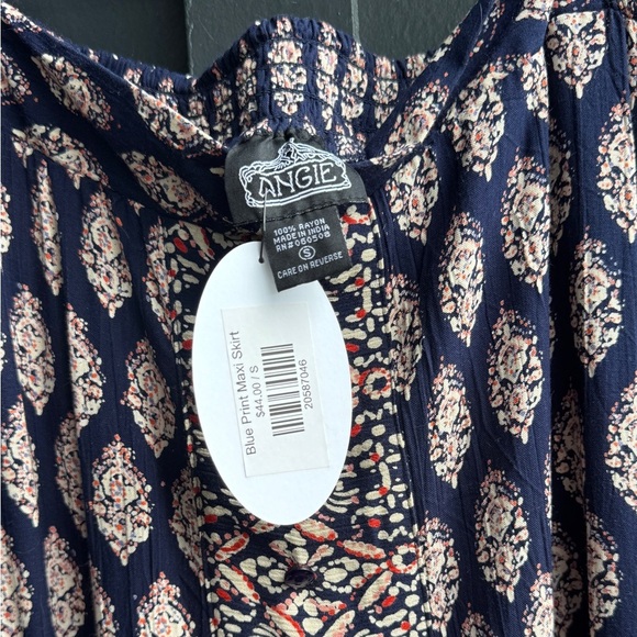 Angie Navy and Red Patterned Maxi Skirt - Picture 8 of 8